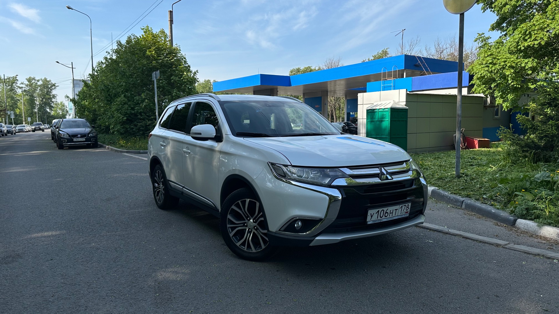 Mitsubishi Outlander 2016 г. осмотр с прибором