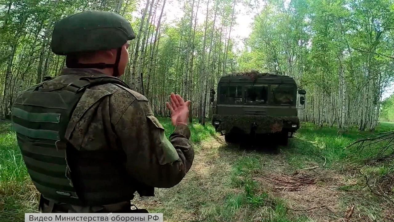 В Минобороны РФ показали, как проходят учения ядерных сил