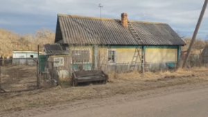 АРЗОН УЙ 200.000руб, 2.500$. Ери 15 соток, Ёнида 85 гектар, Великие Луки 25км