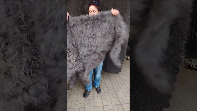 89507716355 Какое отличие распушенной косынки от только связанной?