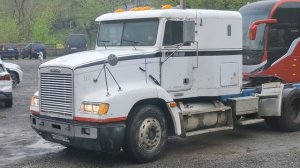 Регистрация в Гибдд Владивосток 
Peterbilt 359
