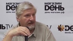 Попробуйте договориться с вашей соседкой