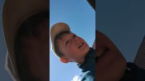 я показываю свой двор ,я вышел во двор