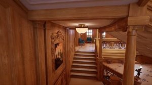 Спуск по легендарной парадной лестнице Титаника.