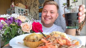 МУКБАНГ😋 ОБЪЕДКИ С ПРАЗДНИЧНОГО СТОЛА🤦♂️ 10000 ПОДПИСЧИКОВ НА КАНАЛЕ