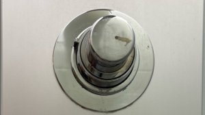 Ремонт смесителя душевой кабины Jacuzzi Minima 120 , замена кран буксы .