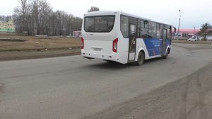 Почему нет расписания автобусов на остановках?