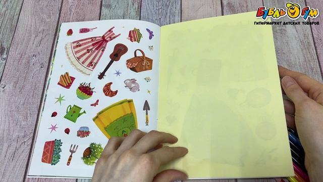 Книга Феникс премьер Принцессы с наклейками и нарядами с 3лет - видео