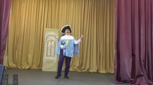 песня Мушкетёров исполняет А. Абрамов. ГБОУ 626