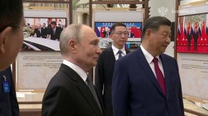 Владимир Путин и Си Цзиньпин посетили подготовленную информагентствами ТАСС и Синьхуа фотовыставку