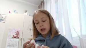 паказываю как сделать домик для жывотный из колекции связаные дружбой распоковка! 😝