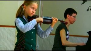 Вивальди  Концерт соль мажор   Маринина    Олеся  (7 лет)   ДМШ № 13