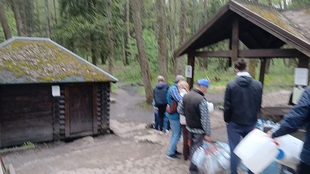 Приехали на святой источник Серебряный ключ рядом с  деревней Анциферово