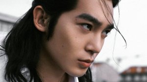 Китайский актер Юй Ши (Yu Shi, 于适) на кинофестивале в Каннах (07.04.24)