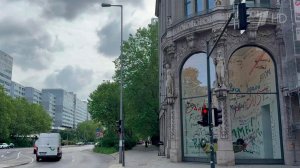 В центре Берлина установили инсталляцию с надписью «Наилучший подарок - мертвые русские».
