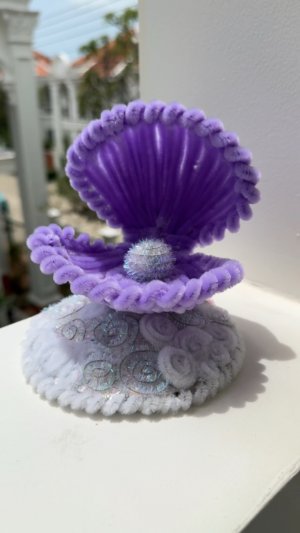 Милая ракушка 🐚 из пушистой проволоки 💜🤍