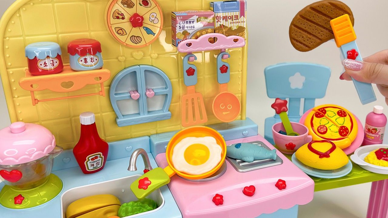 Милый кухонный игровой набор 🍳 Игрушка для приготовления и жарки яиц! Распаковка ярких игрушек! смотреть онлайн