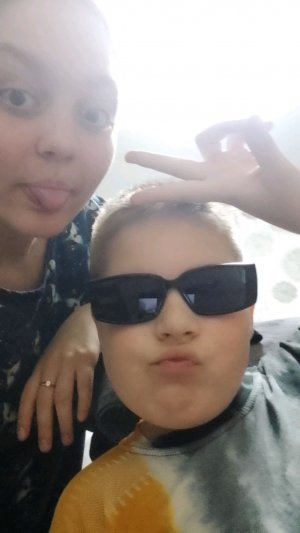 стрим со мной здесь