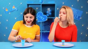 ЧЕЛЛЕНДЖ С СИНЕЙ ЕДОЙ! Едим продукты синего цвета целый день ч. 2