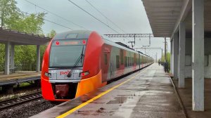 ЭС2Г 126 «Ласточка» сообщением Ораниембаум - СПб  на перегоне Лигово - Броневая. Пл. Дачное