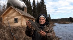 Охота и Рыбалка 2026 в Тайге ИЗБА на ВЫЖИВАНИЕ Ловля Хариуса Сибирь 2017 -1