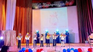 Г. Гладков  «Песенка  друзей»   исп. ансамбль младших  классов  «Озорные нотки»  ДМШ  № 13