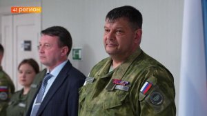 В КАМЧАТСКОМ ФИЛИАЛЕ ЦЕНТРА «ВОИН» ВРУЧИЛИ ЗНАКИ ОТЛИЧИЯ ЛУЧШИМ КУРСАНТАМ • НОВОСТИ КАМЧАТКИ