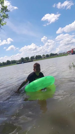 гуляю и купаюсь