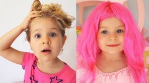 Диана и Рома играют в салон красоты 💇🏻♀️💅
