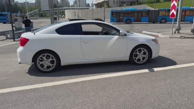 Scion tC смотреть онлайн