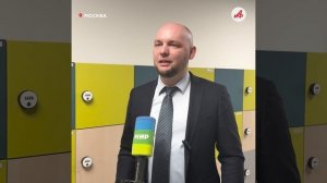 Слёзы, объятия и последний звонок. Москва провожает выпускников во взрослую жизнь
