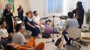 Интервью с Акнар Таттибайкызы и песни древнего кобыза на открытии центра звукотерапии Казань