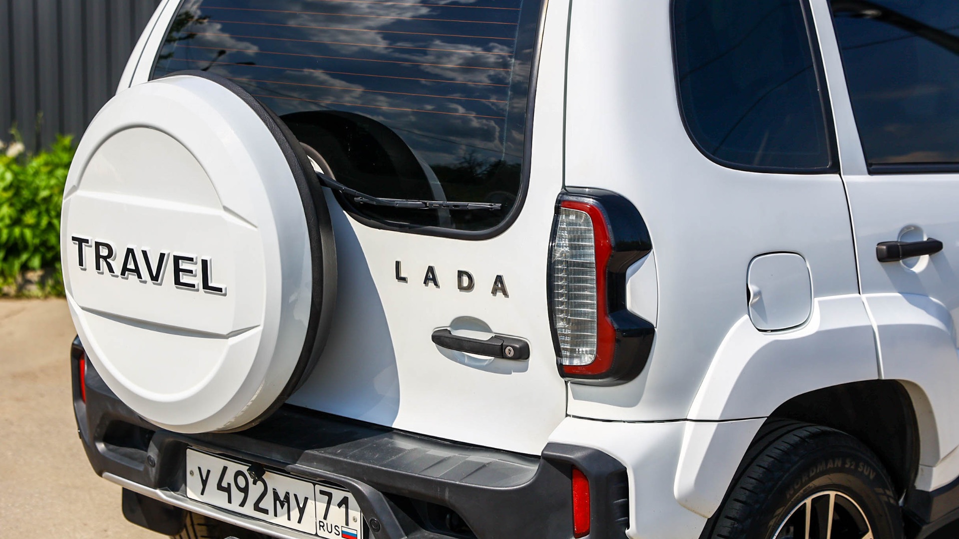 Честная продажа Lada Niva Travel смотреть онлайн
