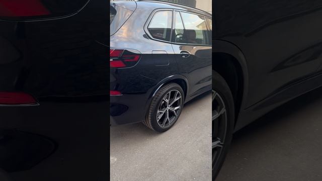 Новая BMW X5 30i XDrive 2025 года в наличии. Будете первым собственником.