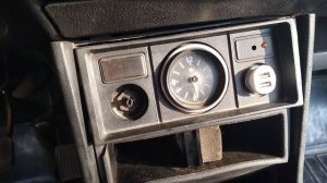 Дополнительная розетка прикуривателя в ВАЗ 2107