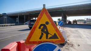 В Беларуси обновляют дороги к лету