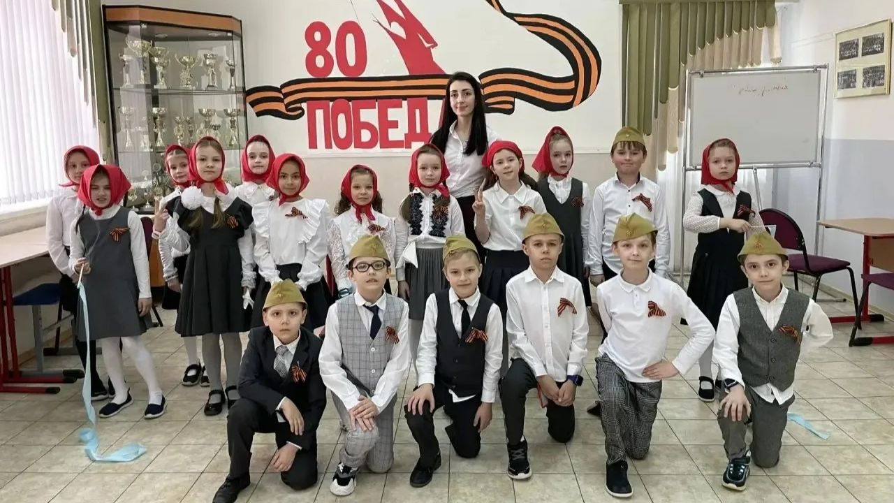 Фестиваль патриотической песни в Школе 1375 смотреть онлайн