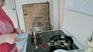 Ходила на ФАП. Испекла шаньги.