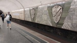 Ещё один поезд Победы увидела в Московском метро.