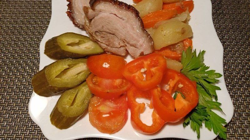 Сытное азу со свиной рулькой смотреть онлайн