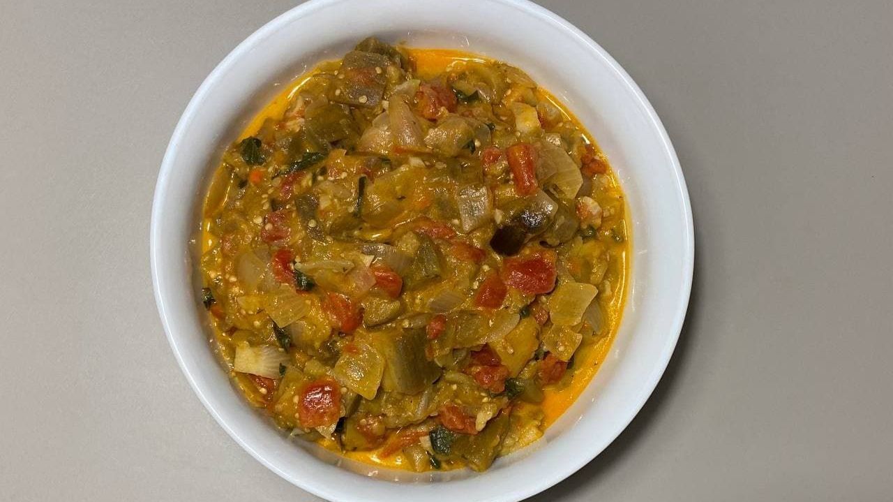 Сытное овощное рагу с баклажанами смотреть онлайн