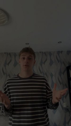 Текст за объектом capcut