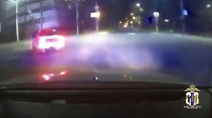Погоня с перестрелкой: полицейские задержали пытавшегося скрыться водителя без прав