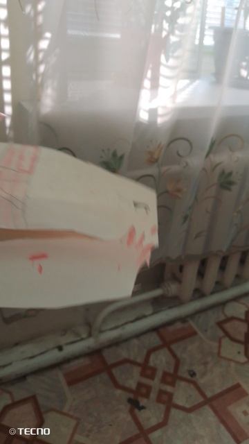 НУ КРАСАВИЦА(не спрашивайте как я еë в шк притащила сама не знаю и это было раньше кст)