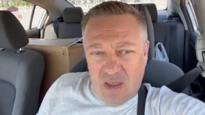 Жизнь вне орхидей - взял ЕЁ с собой убираться в доме на Юге