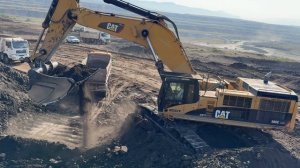 CAT 385C Loading Mercedes & MAN Trucks at the Mine - Sotiriadis⧸Labrianidis Mining Works