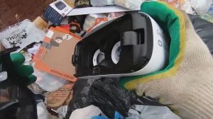 зарабатываю_лазая_по_мусоркам_Питера_Dumpster_Diving_RUSSIA#2