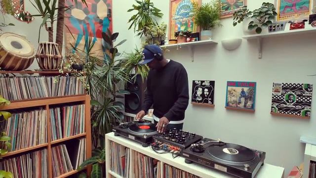 Lebz Loves To Boogie (Highlife, Funk, Soul) Vinyl DJ Mix смотреть онлайн