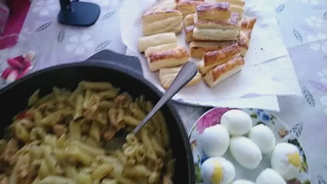 СЛОЙКИ К ЧАЮ! МАКАРОНЫ НА ОБЕД!