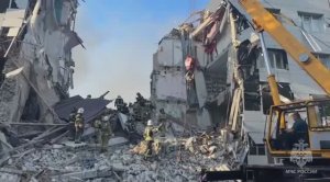 В результате удара ВСУ по общежитию в ЛНР, где находились дети и педагоги, погиб один человек